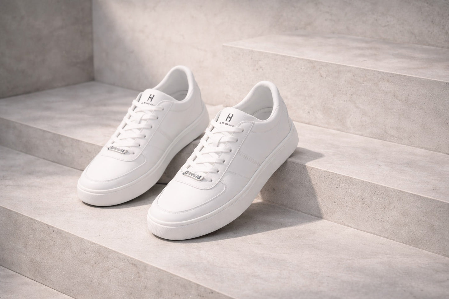 Looks Premium Footwear